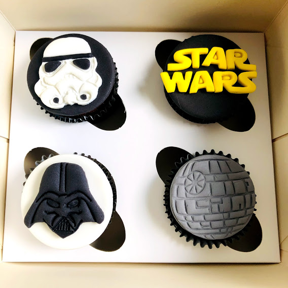 Caixa com 4 Cupcakes para Presente – Star Wars